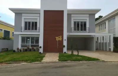 Residência exclusiva no condomínio de altíssimo padrão, com 820 m2 – campo comprido,