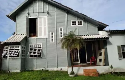 Casa com 3 quartos à venda na Rua Irú Carneiro, 72, Cinco de Maio, Montenegro