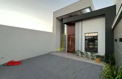 Casa pé direito alto, 1 suite + 2 dorm e garagem ampla