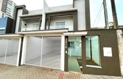 Sobrado com 1 suíte com hidro + 2 dormitórios à venda, com área gourmet - coqueiral - cascavel/pr