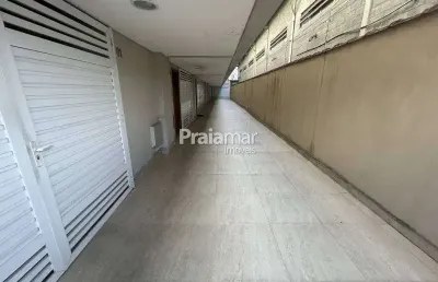 Casa triplex / 02 dorm./ 02 suítes / 99 m² / 01 vaga de garagem / centro / s.vicente /sp
