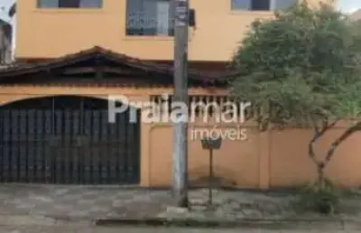 Casa sobrado | esplanada dos barreiros - são vicente | 03 dorm | 02 suítes | 02 vagas de garagem.