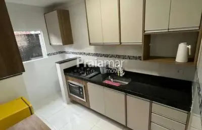 Casa condominio | 2 dormi | 1 w.c | armarios embutido | 1 vaga | canto do forte | p.g