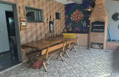 Linda casa com piscina no parque novo mundo em americana