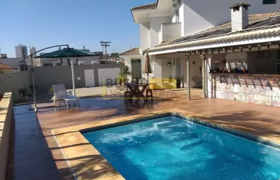 Belíssima casa à venda na vila breda, região central de santa bárbara d´oeste – sp, com 03 dormitór