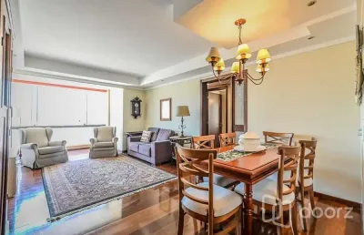 Apartamento com 3 quartos à venda na rua coronel paulino teixeira, 169, rio branco, porto alegre, 112 m2 por r$ 749.000