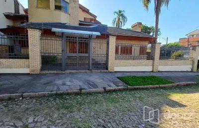 Casa com 4 quartos à venda na rua paissandu, 361, partenon, porto alegre, 738 m2 por r$ 2.900.000