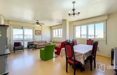 Apartamento com 3 quartos à venda na rua duque de caxias, 1304, centro histórico, porto alegre, 132 m2 por r$ 720.000