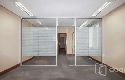 Sala comercial à venda na avenida benjamin constant, 1066, são joão, porto alegre, 69 m2 por r$ 160.000
