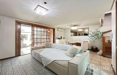 Casa em condomínio fechado com 3 quartos à venda na avenida coronel marcos, 2171, pedra redonda, porto alegre, 171 m2 por r$ 670.000