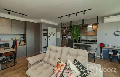 Apartamento com 2 quartos à venda na rua doutor joão inácio, 1207, navegantes, porto alegre, 77 m2 por r$ 559.000