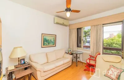 Apartamento com 3 quartos à venda na rua comendador azevedo, 464, floresta, porto alegre, 76 m2 por r$ 299.000