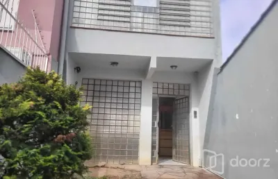 Casa com 3 quartos à venda na rua barão do gravataí, 515, menino deus, porto alegre, 100 m2 por r$ 340.000