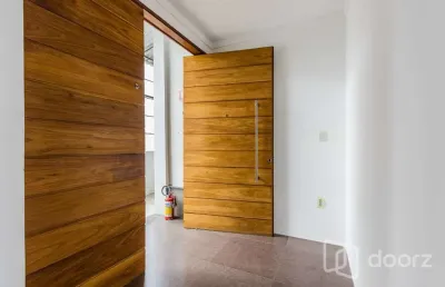 Apartamento com 4 quartos à venda na avenida venâncio aires, 449, cidade baixa, porto alegre, 256 m2 por r$ 1.000.000