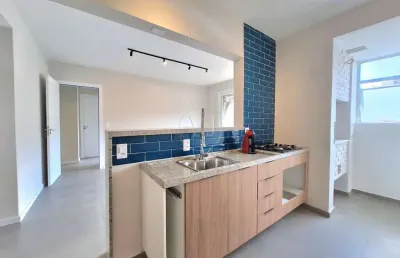 Off: de 595mil por 530mil. desocupado e pronto para morar!!! apartamento de 2 dormitórios recém reformado semimobiliado, com churrasqueira, dependência (pronta para home office ou 3º dormitório com ba