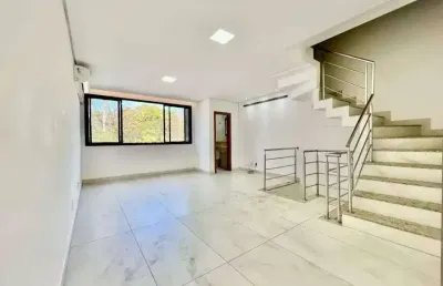 Casa com 3 quartos à venda na Rua Monte Castelo, Vila Oeste, Belo Horizonte