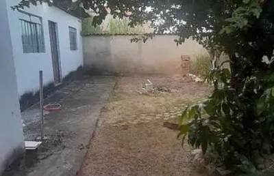 Casa com 2 quartos para alugar na Rua João Carlos Geovanini, Adeodato, Santa Luzia