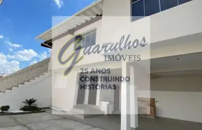 Maravilhoso sobrado na vila galvao podendo ser residencial ou comercial .
