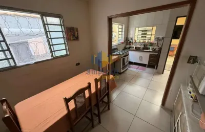 Casa com 4 quartos à venda no jardim das indústrias, são josé dos campos , 140 m2 por r$ 599.000