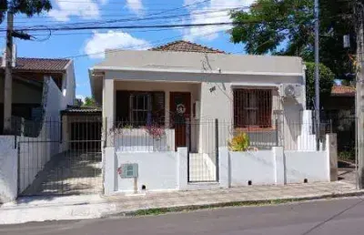 Casa com 3 quartos à venda na R Cel Antero C De Barros, 456, Centro, Santa Maria