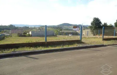 Terreno à venda na Rua Elídio Ribeiro, 170, Tomazetti, Santa Maria