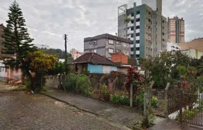 Terreno comercial à venda na Rua Maria Rocha, 24, Nossa Senhora de Lourdes, Santa Maria