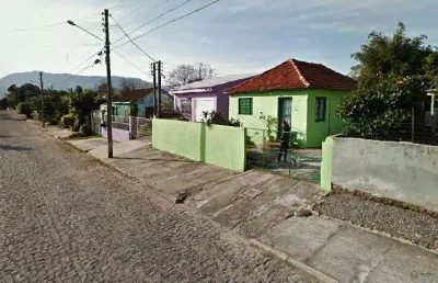 Casa com 2 quartos à venda na R Vinte E Q De Maio, 250, Passo D'Areia, Santa Maria