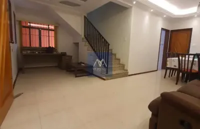 Casa com 3 quartos à venda na Rua Ítalo Primo Bellini, 370, Jardim Florestal, Jundiaí