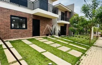 Casa de luxo em condomínio no bairro medeiros - jundiaí-sp: 3 quartos, 2 suítes, 3 salas, 3 banheiros, 2 vagas, 135m².