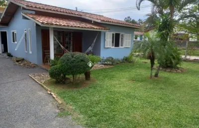 Casa com 2 quartos à venda na rua deputado epitácio bittencourt, 6889, ambrósio, garopaba, 444 m2 por r$ 954.000