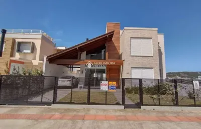 Casa com 4 quartos à venda na rua trinta de dezembro, 1000, centro, garopaba, 248 m2 por r$ 2.530.000