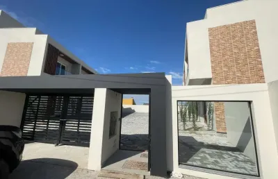 Casa com 2 quartos à venda na dr. joao rimsa, 5256, centro, imbituba, 84 m2 por r$ 490.000