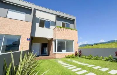 Casa com 3 quartos à venda na rua bernardino manoel rodrigues, 1090, centro, garopaba, 146 m2 por r$ 1.550.000