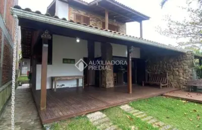 Casa com 3 quartos à venda na vitor carlos nauck, 994, centro, garopaba, 99 m2 por r$ 1.350.000