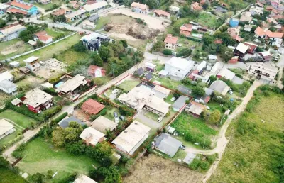 Prédio à venda na porto novo, 1213, praia do rosa, imbituba, 1000 m2 por r$ 7.000.000