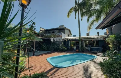 Casa com 4 quartos à venda na josé antonio lobo, 10, ferraz, garopaba, 180 m2 por r$ 2.199.950