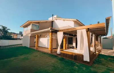 Casa com 4 quartos à venda na do travessão, 85, ambrósio, garopaba, 240 m2 por r$ 1.580.000
