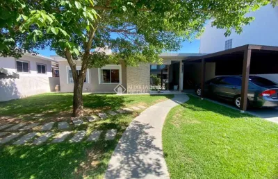 Casa com 2 quartos à venda na lageado, 75, ambrósio, garopaba, 170 m2 por r$ 1.200.000