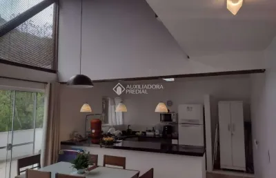 Casa com 4 quartos à venda na luiz zanelato, 222, encantada, garopaba, 184 m2 por r$ 860.000