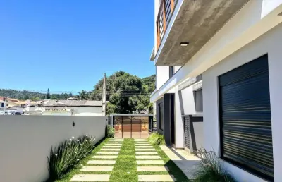 Casa com 3 quartos à venda na enéas faraco guimarães, 1137, centro, garopaba, 118 m2 por r$ 1.110.000
