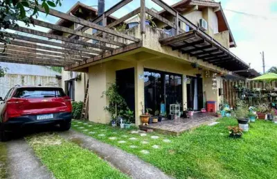Casa com 3 quartos à venda na ismael lobo, 380, centro, garopaba, 152 m2 por r$ 1.190.000