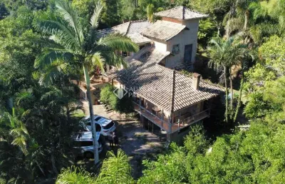 Casa com 3 quartos à venda na jovino piucco, 1, macacu, garopaba, 170 m2 por r$ 2.500.000