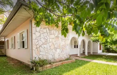 Casa com 4 quartos à venda na francisco pacheco de souza, 420, centro, garopaba, 161 m2 por r$ 1.450.000