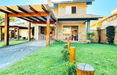 Casa com 3 quartos à venda na dos pinheiros, 134, morrinhos, garopaba, 218 m2 por r$ 2.300.000