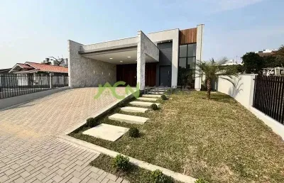 Casa com 3 dormitórios sendo uma suíte localizado no bairro bom jardim em ivoti