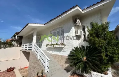 Casa com 3 dormitórios, encosta do sol, estância velha