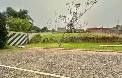 Terreno com 300m2 no bairro lago azul, em estância velha