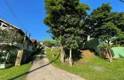 Área com 1.208,93m² composta com 2 (duas) casas, no bairro floresta, em estância velha