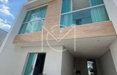 Casa com 3 quartos à venda na Rua Petrolina, 100, São Pedro, Esmeraldas