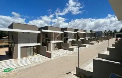 Imagine morar entre dunas, lagoa e vegetação nativa, a poucos minutos do iguatemi e das praias do porto das dunas, casas com 148m2, 3 suítes, 3 vagas